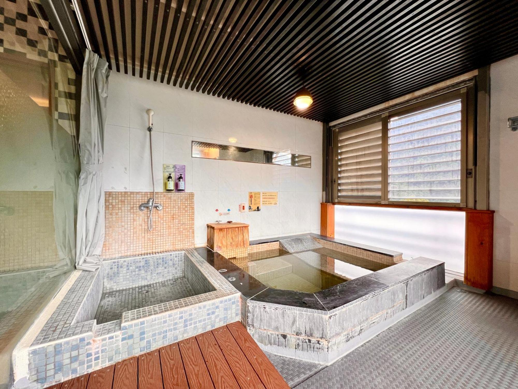 Wulai Sunglyu Hot Spring Resort Exteriör bild