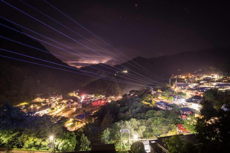 Wulai Sunglyu Hot Spring Resort Exteriör bild