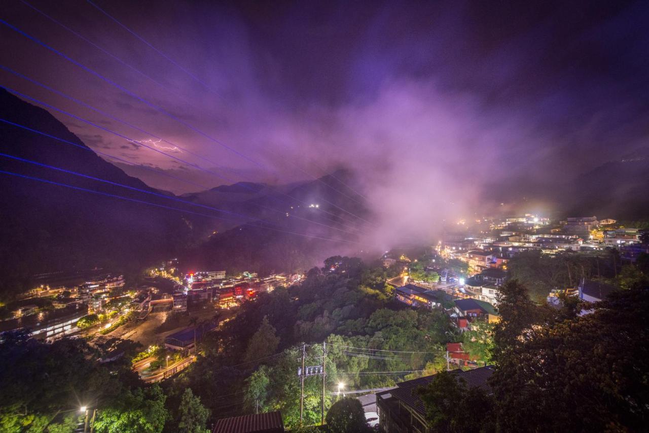 Wulai Sunglyu Hot Spring Resort Exteriör bild